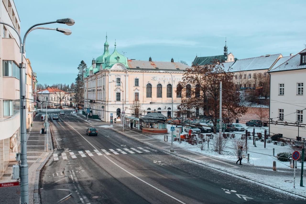 Hotel Grand Hradec Kralove Exterior foto
